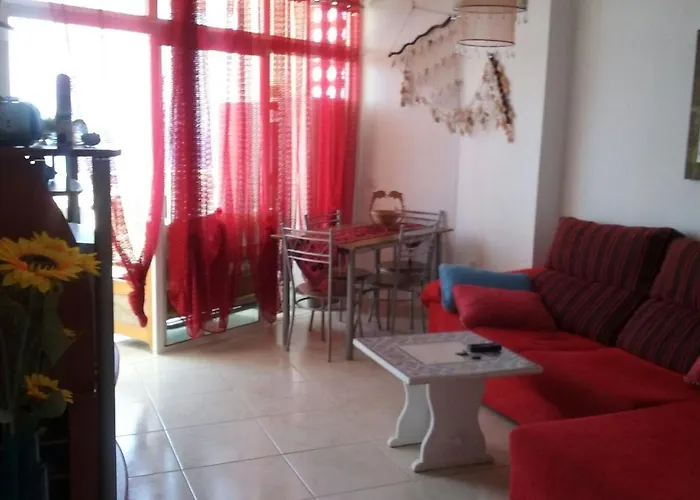 Torres Yomely * Playa de las Américas